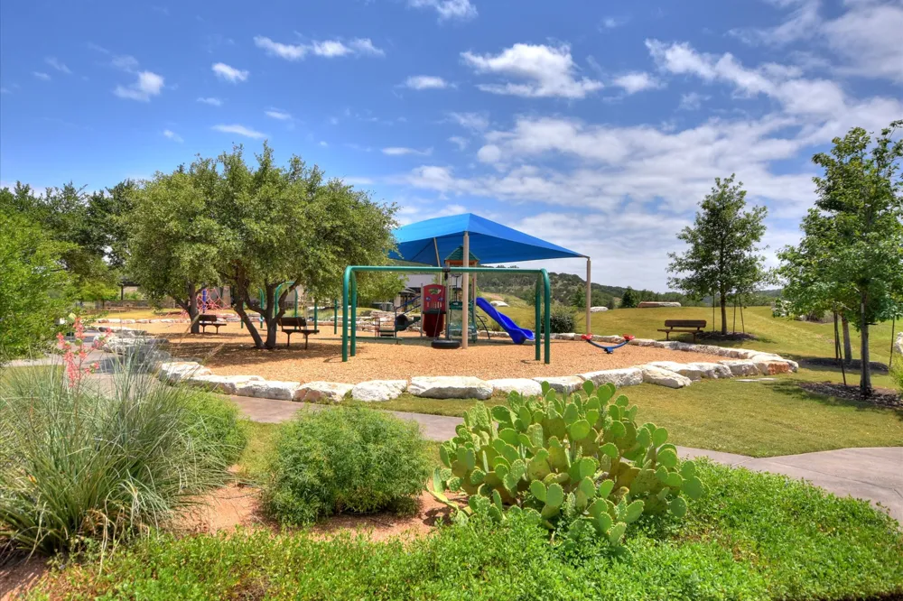 6005 Hewetson Drive Austin, TX 78738