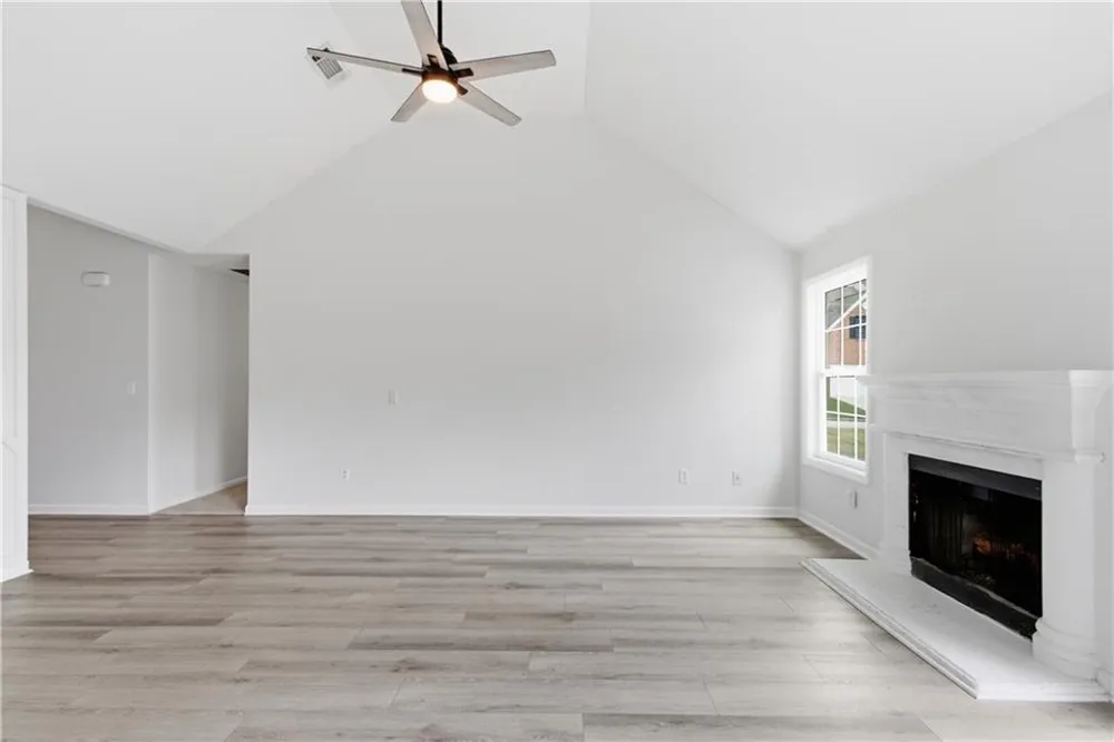 3708 Walnut Creek Way Lithonia, GA 30038