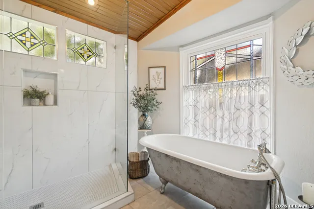 340 JAMES ST Boerne, TX 78006