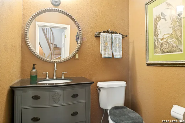 340 JAMES ST Boerne, TX 78006