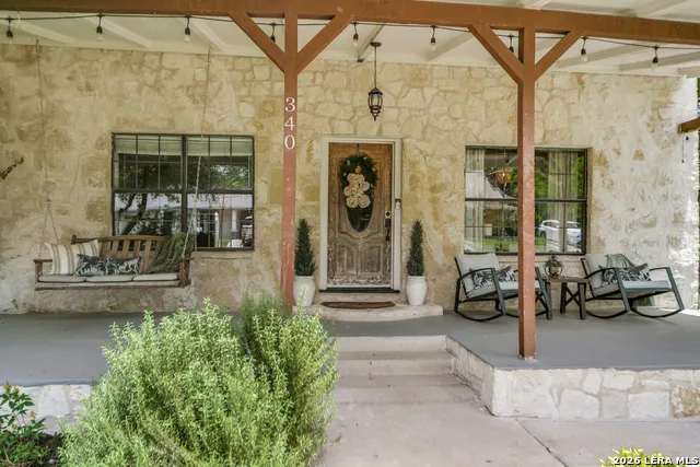 340 JAMES ST Boerne, TX 78006