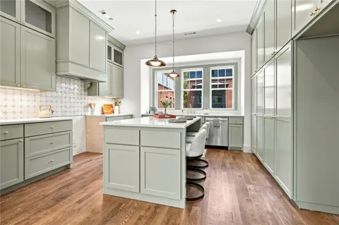 443 NW Loblolly Lane