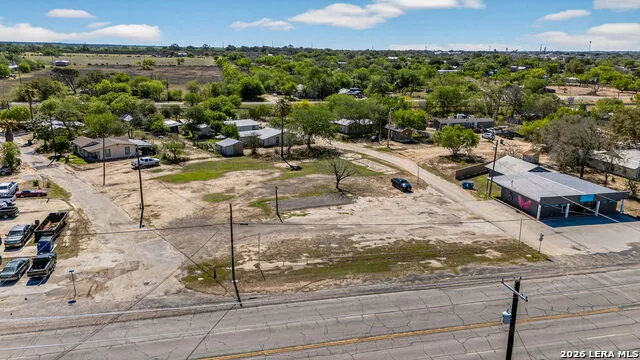 518 Teel Devine, TX 78016