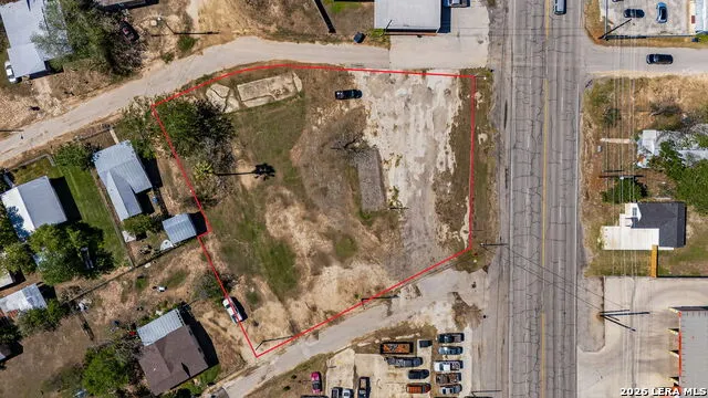518 Teel Devine, TX 78016
