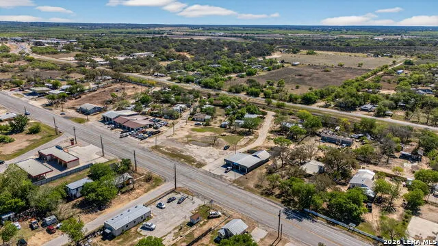 518 Teel Devine, TX 78016