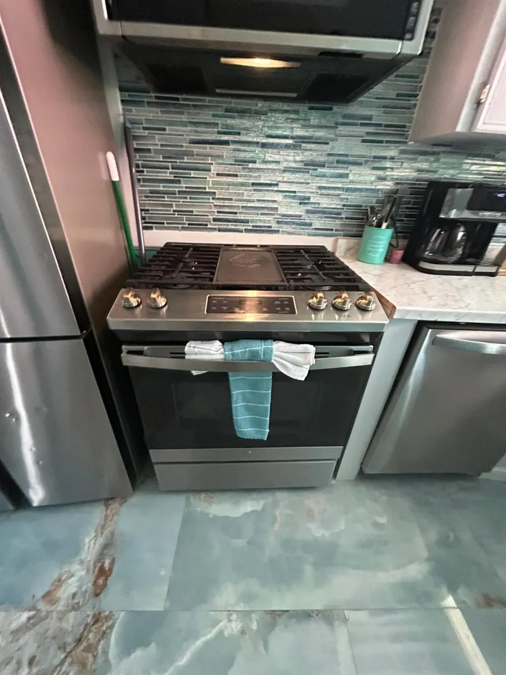 1602 18th Street Galveston, TX 77550