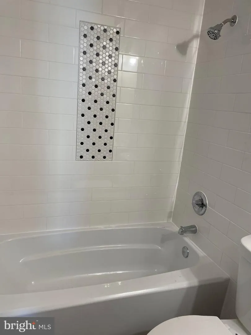 1490 BLOCKTON Crofton, MD 21114