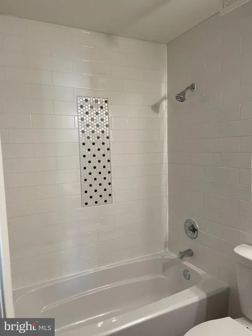 1490 BLOCKTON Crofton, MD 21114