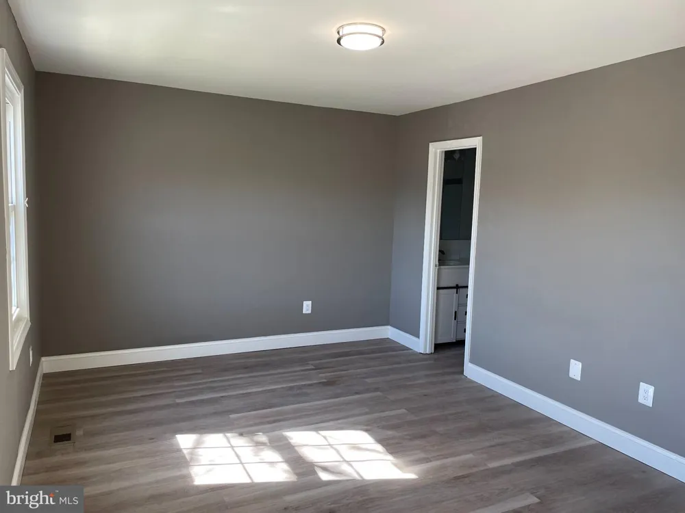 1490 BLOCKTON Crofton, MD 21114