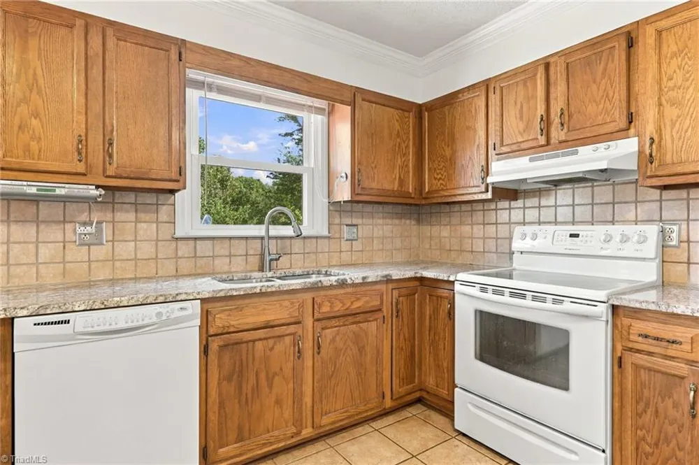 1181 Bebb Willow Lane Lewisville, NC 27023