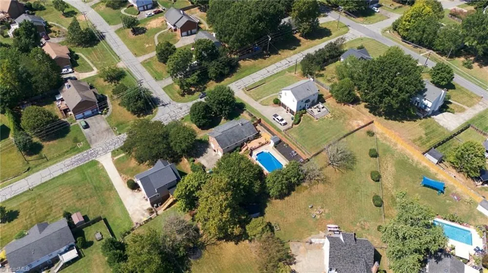 1181 Bebb Willow Lane Lewisville, NC 27023