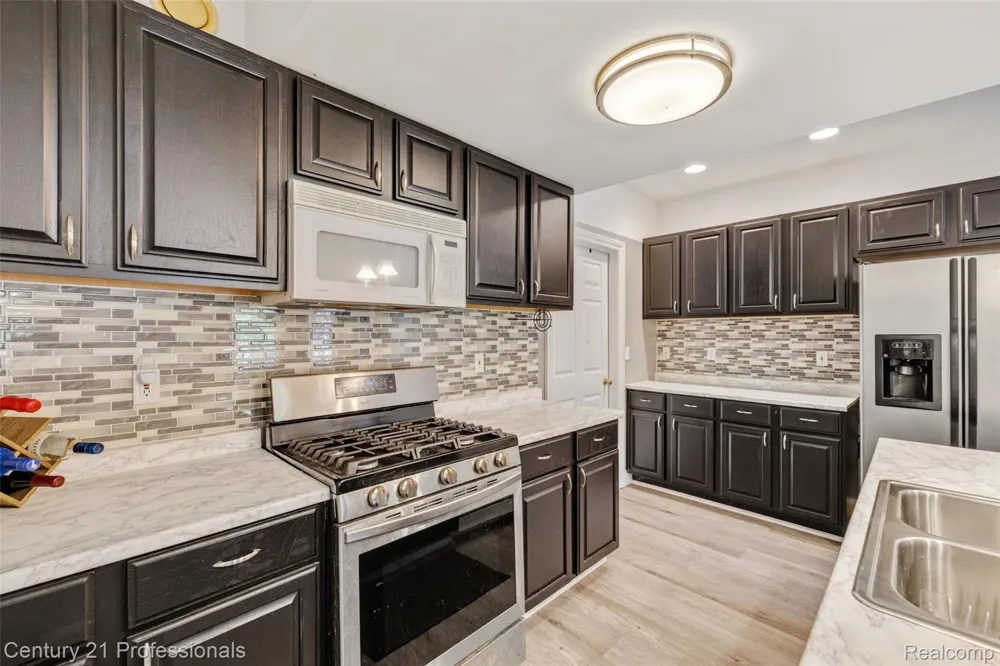 10770 Gloria Greer Lane Rose Township, MI 48442