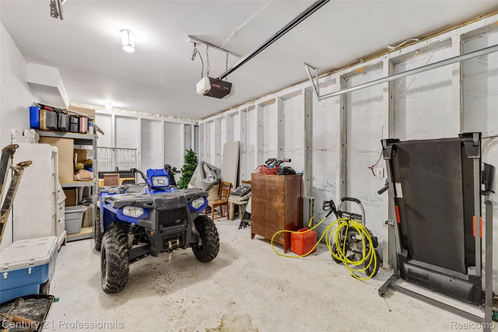 10770 Gloria Greer Lane Rose Township, MI 48442