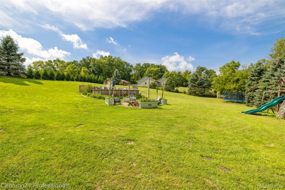 10770 Gloria Greer Lane Rose Township, MI 48442