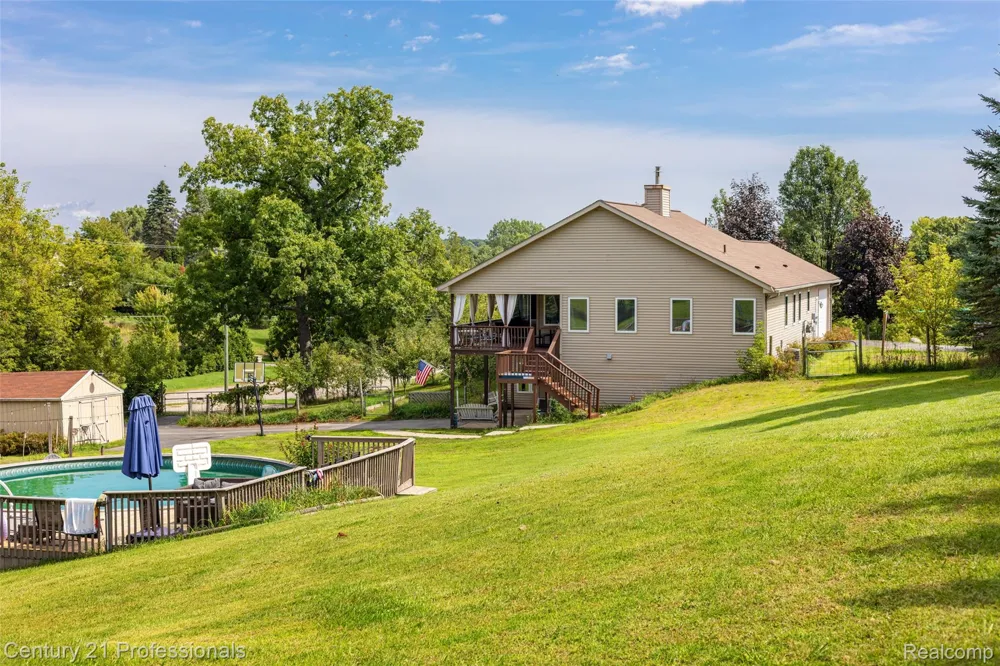 10770 Gloria Greer Lane Rose Township, MI 48442