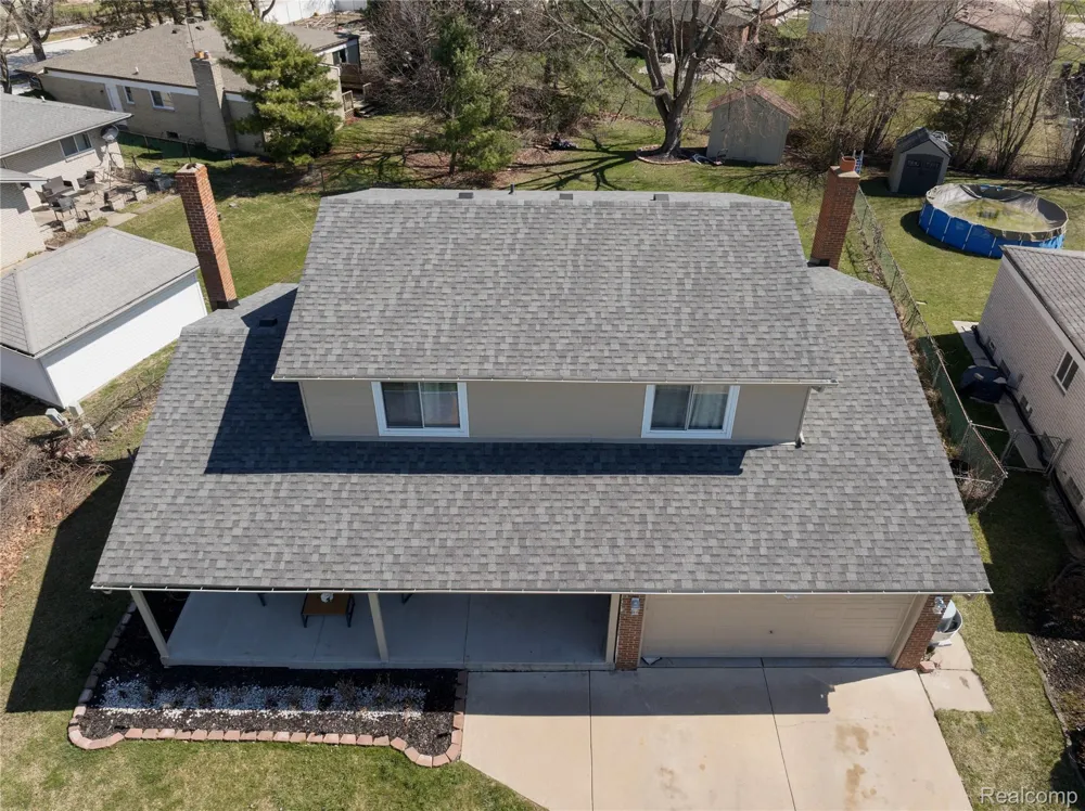 38684 Pinebrook Drive Sterling Heights City, MI 48310