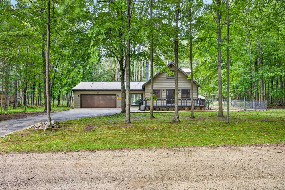 12336 Lone Wolf Drive Austin Township, MI 49346