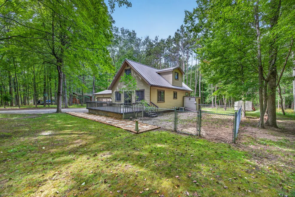 12336 Lone Wolf Drive Austin Township, MI 49346