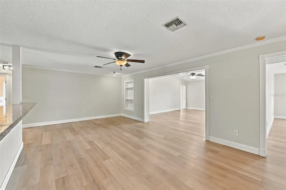 11084 102ND TERRACE Seminole, FL 33778