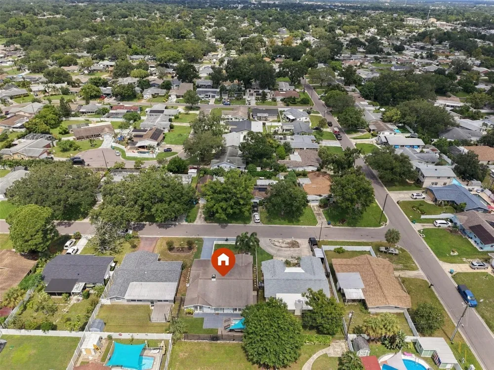11084 102ND TERRACE Seminole, FL 33778