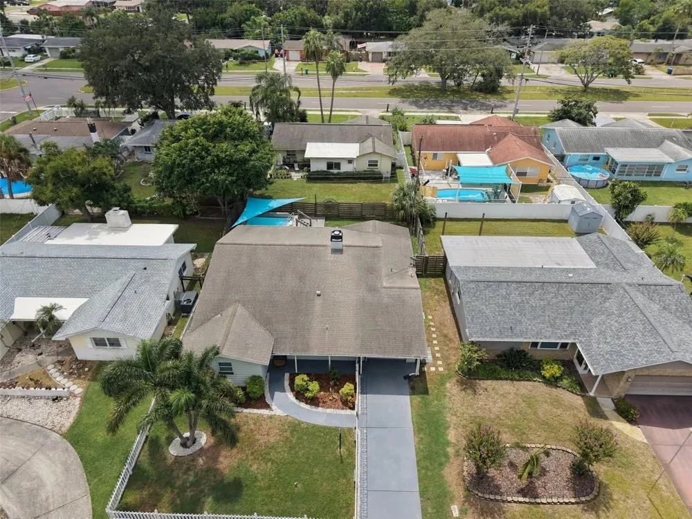 11084 102ND TERRACE Seminole, FL 33778