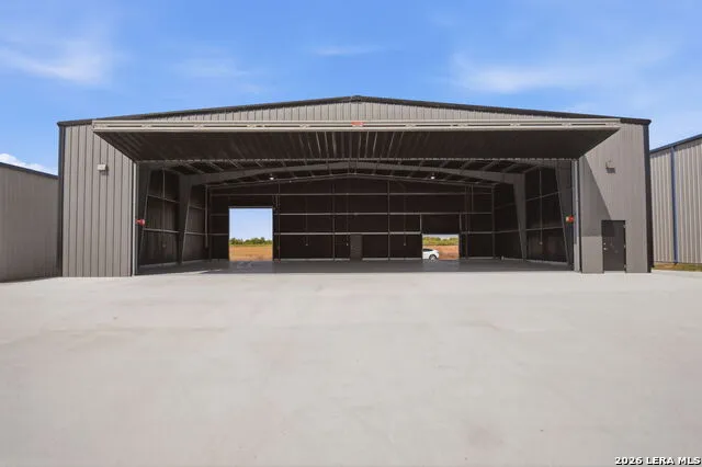 293 Beechcraft Seguin, TX 78155