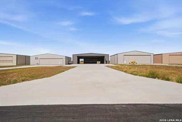 293 Beechcraft Seguin, TX 78155