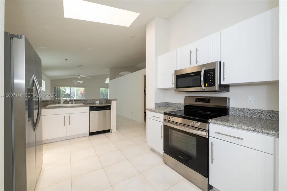 9706 Harbour Lake Cir Boynton Beach, FL 33437