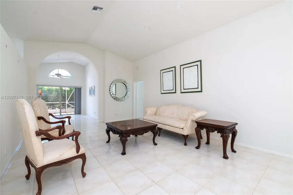 9706 Harbour Lake Cir Boynton Beach, FL 33437