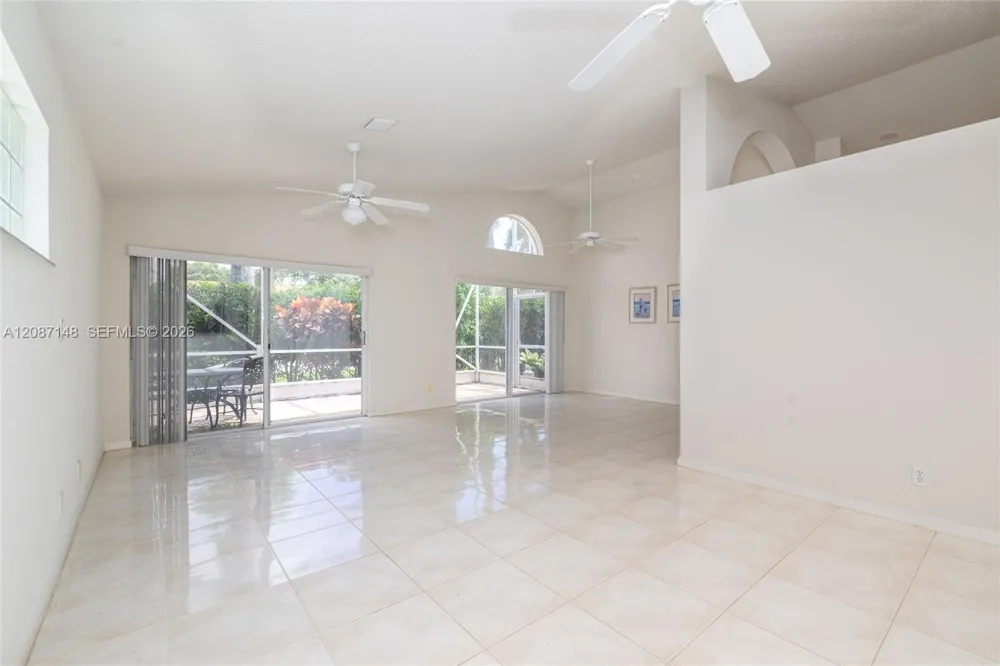 9706 Harbour Lake Cir Boynton Beach, FL 33437