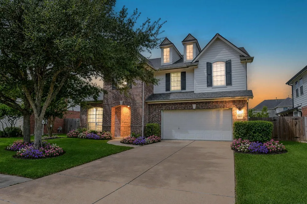 12007 Bright Landing Court Pearland, TX 77584