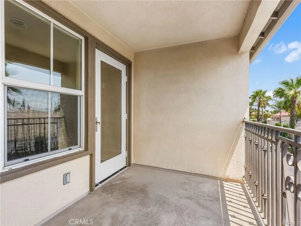 14975 S Highland #77 Fontana, CA 92336