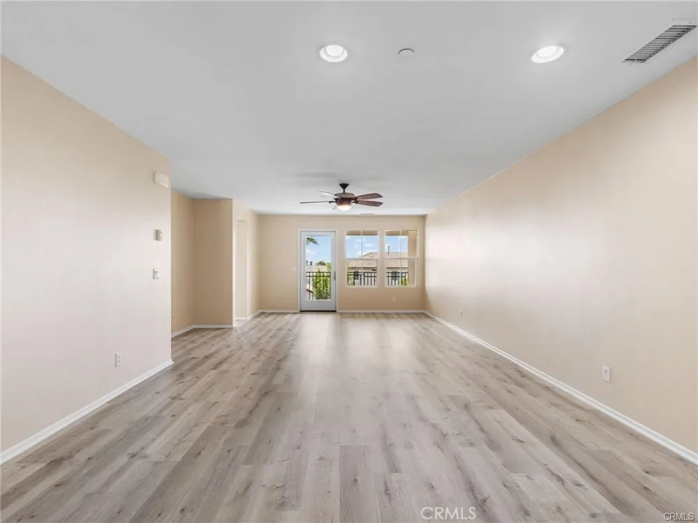 14975 S Highland #77 Fontana, CA 92336