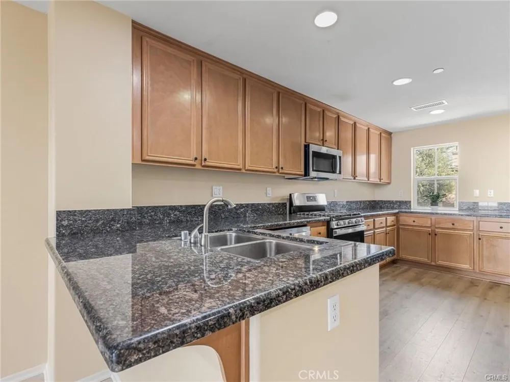 14975 S Highland #77 Fontana, CA 92336