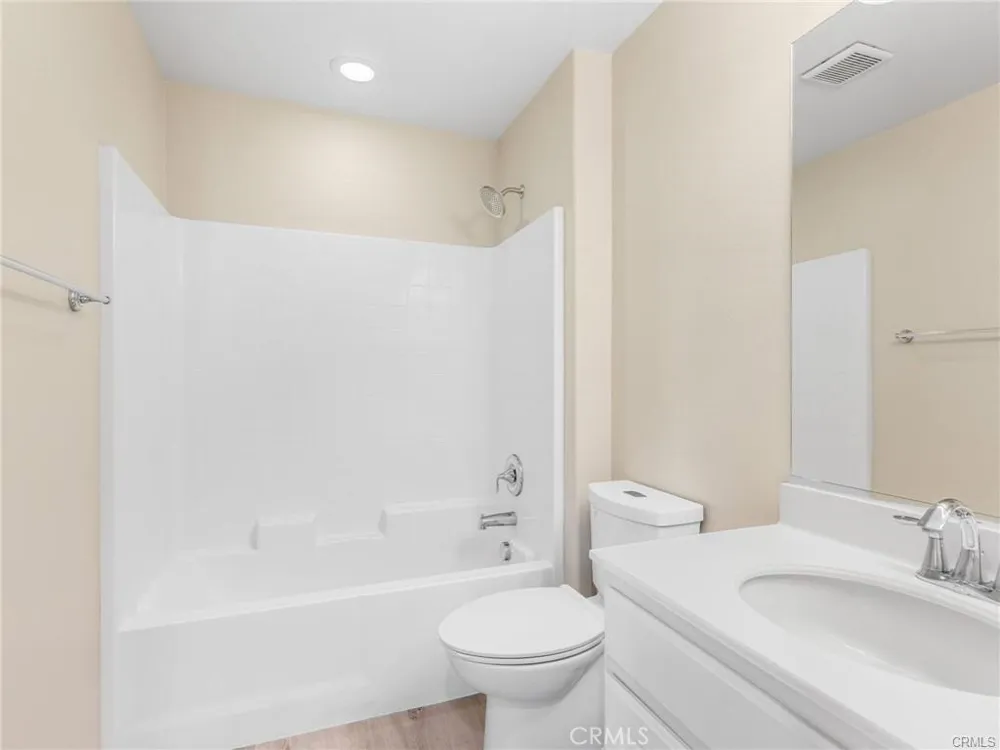 14975 S Highland #77 Fontana, CA 92336