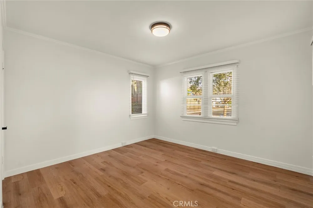 2083 Parnell Way Altadena, CA 91001