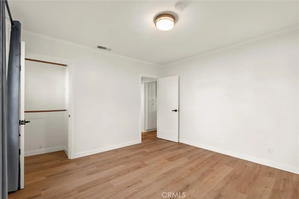2083 Parnell Way Altadena, CA 91001