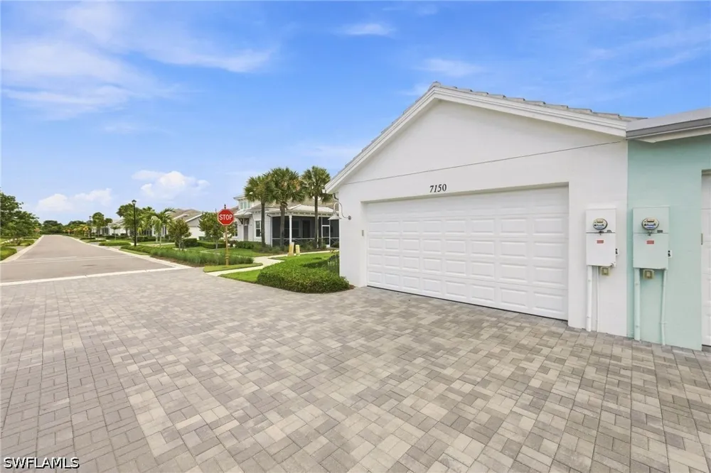 Saona Court Naples, FL 34113