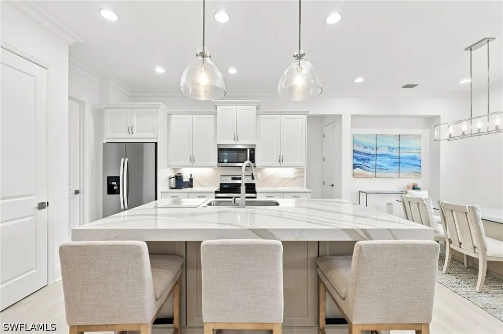 Saona Court Naples, FL 34113
