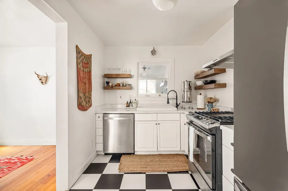 4600 Alf Avenue Austin, TX 78721