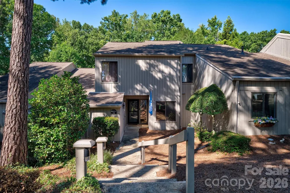 34 Old Post Road Lake Wylie, SC 29710
