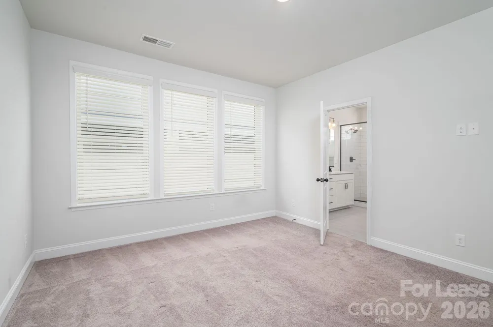 5938 Ardrey Kell Road Charlotte, NC 28277