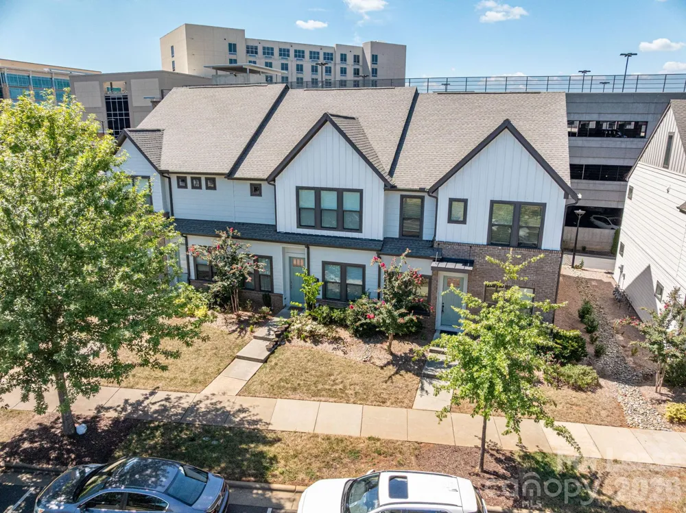 5938 Ardrey Kell Road Charlotte, NC 28277