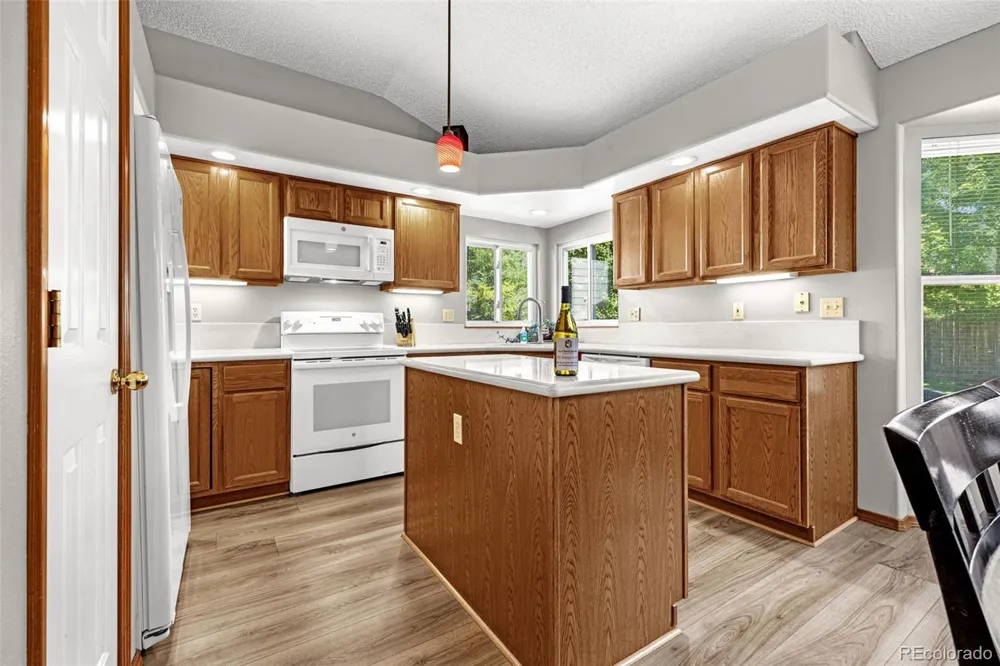 6075 Whirlwind Drive Colorado Springs, CO 80923