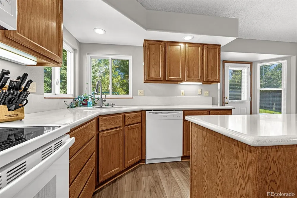 6075 Whirlwind Drive Colorado Springs, CO 80923