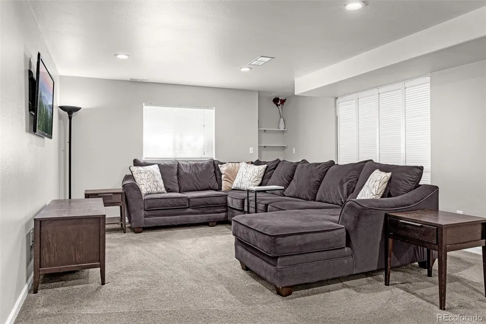 6075 Whirlwind Drive Colorado Springs, CO 80923
