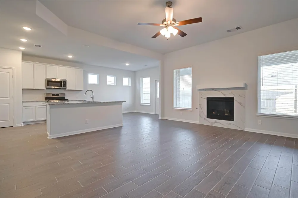 939 Summer Village Way Rosenberg, TX 77469