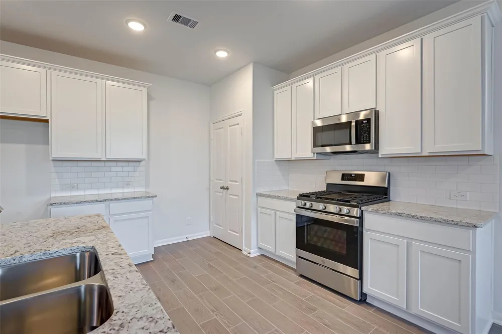 939 Summer Village Way Rosenberg, TX 77469