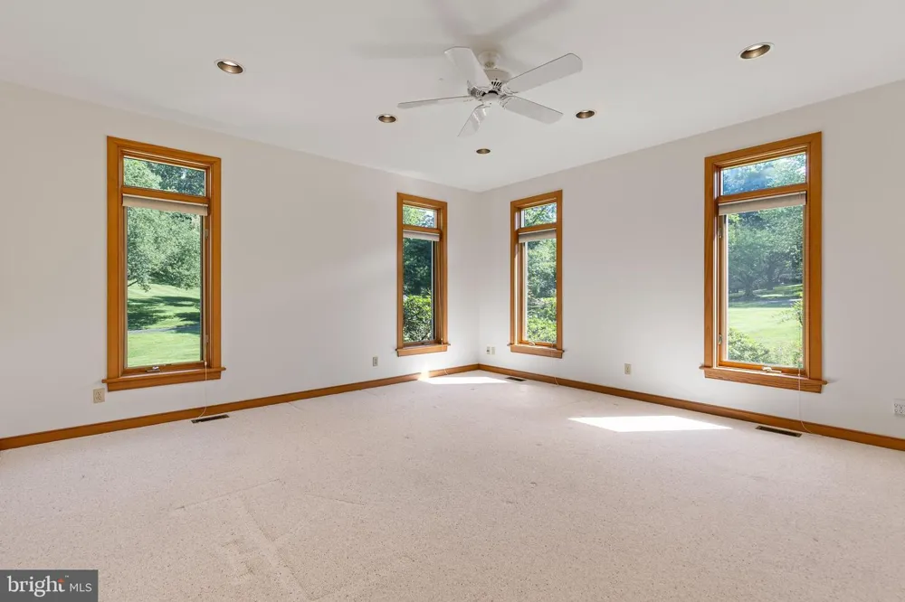 309 PENTLAND Wilmington, DE 19807