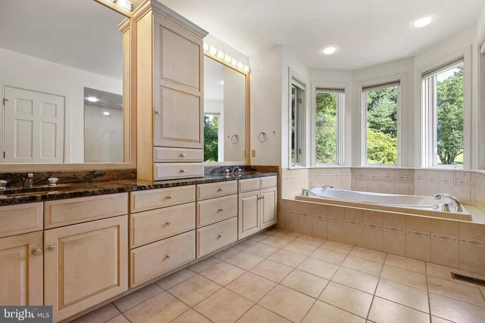 309 PENTLAND Wilmington, DE 19807